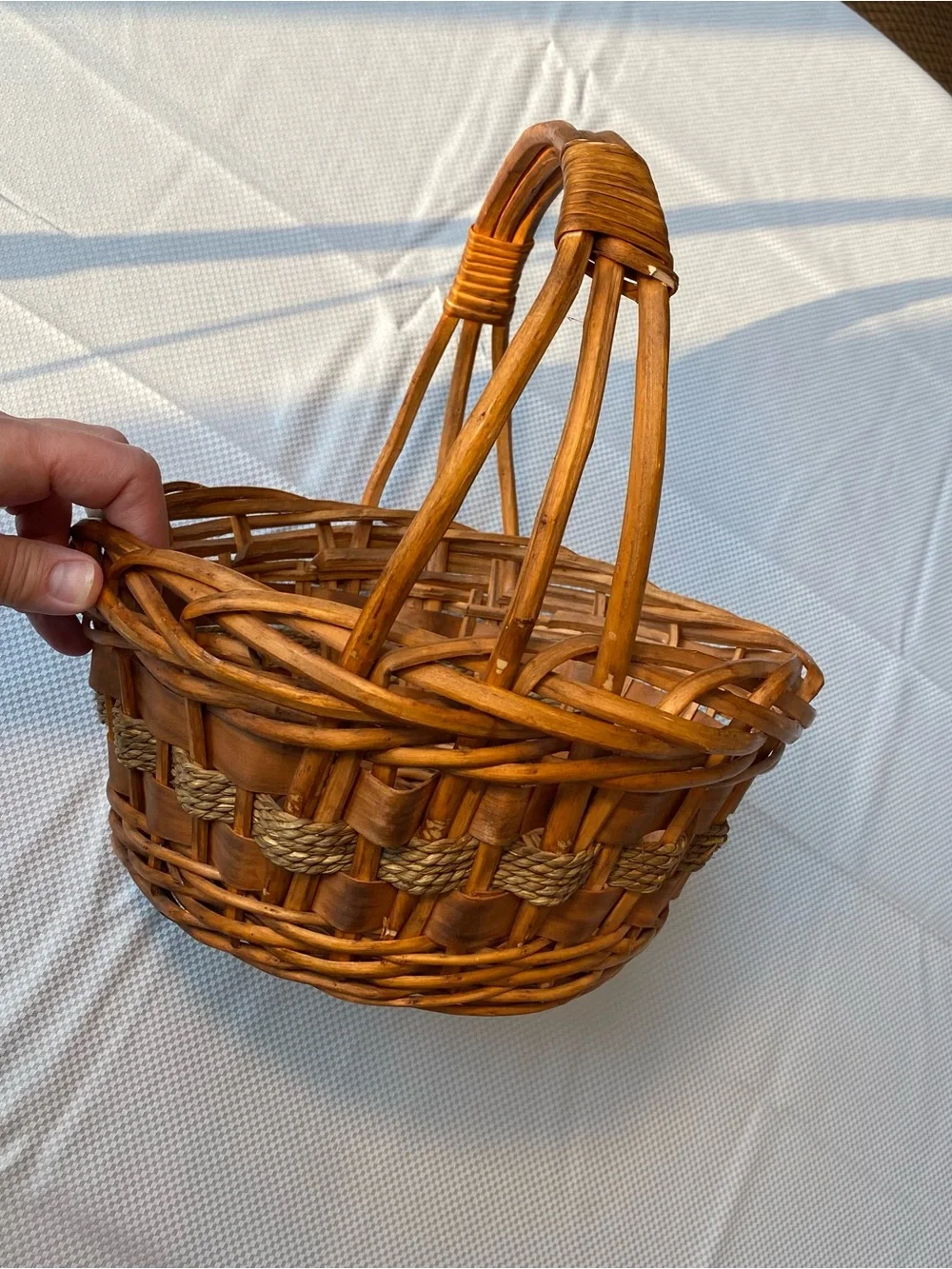 Natural Wicker Handled Basket - Warm Honey Brown